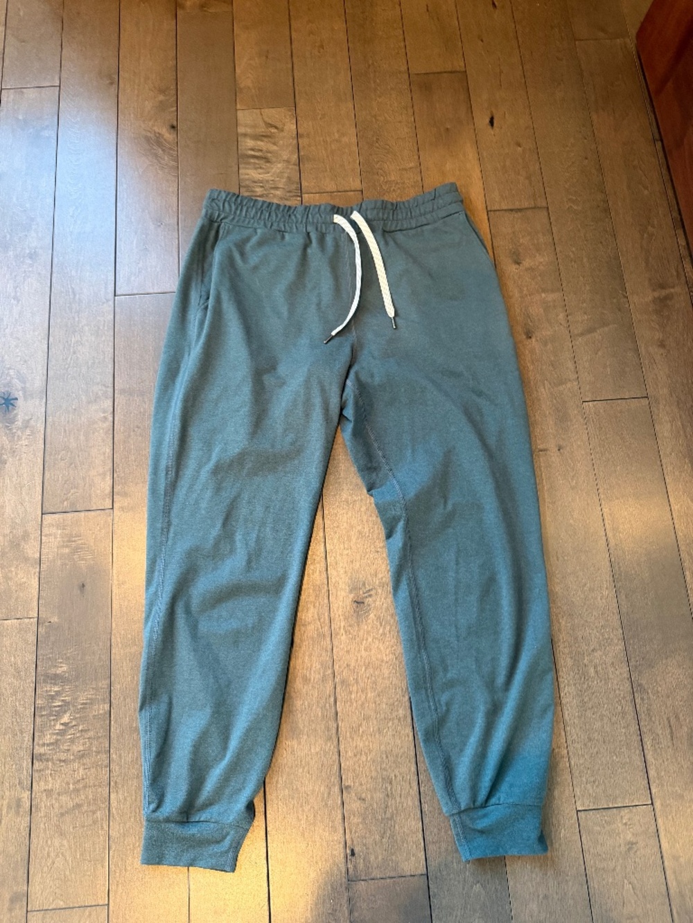 Vuori Small Performance Jogger - Blueish Grey